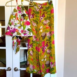 Trina Turk Set - Top (reversible) Size Small; Pants Size Medium